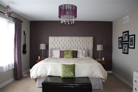 purple accent wall bedroom ideas
