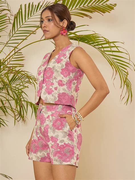 Women Floral Print Waistcoat with Shorts Co-ord Set – WineRed