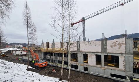 Kompleks Wojskowy na potrzeby pododdziałów 11 MBOT pnie się w górę ...