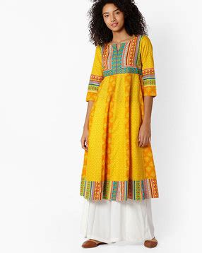 Buy Rangriti Kurtis, Kurtas, Dupattas and Palazzo pants online - AJIO.com