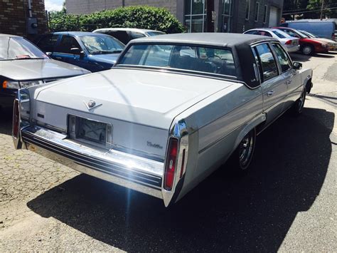 1979 Cadillac Coupe Deville Black - Seananon Jopower