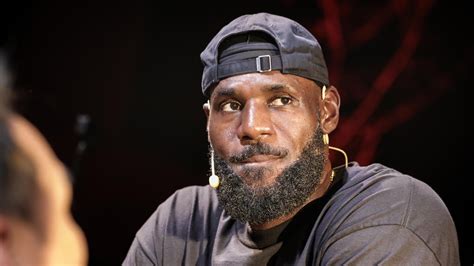 LeBron James Celebrates Hall of Fame Induction as Part of Redeem Team ...