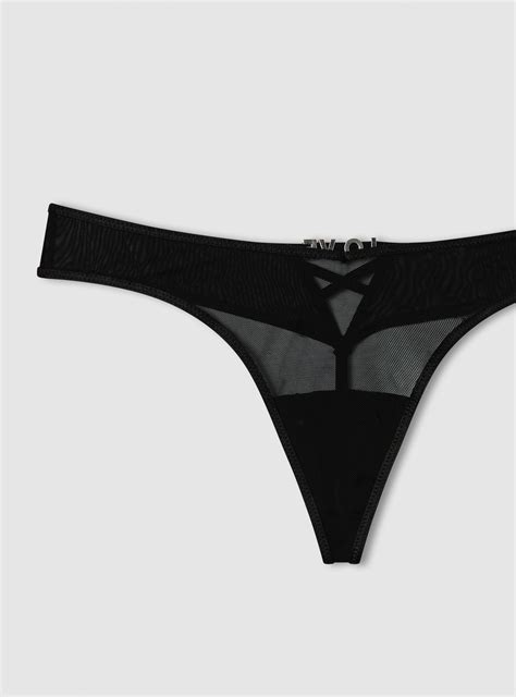 Crna Tange slip sa natpisom | Terranova