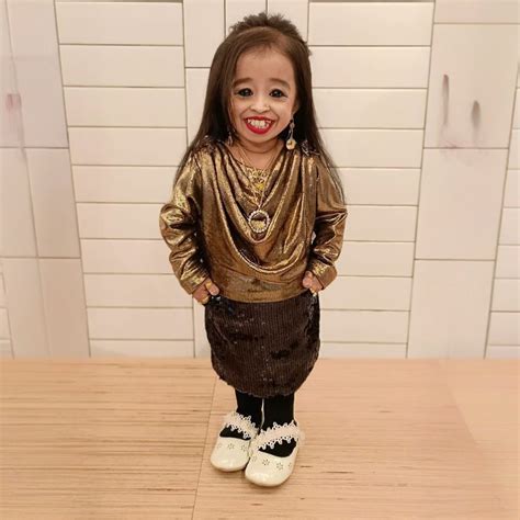 Jyoti Amge Husband, Past Affairs, Net Worth, and Bio - Starcelenews