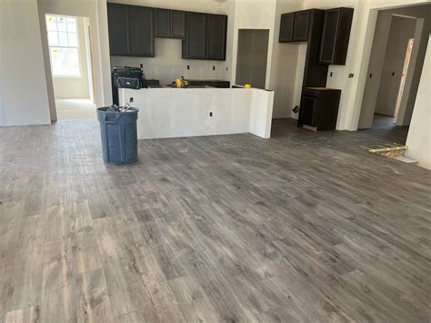 MOUNTAIN TOP FLOORING