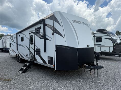 USED 2015 WORK AND PLAY TOY HAULER SERIES 36FKBS - Overview | Berryland ...
