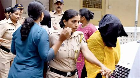 The Torres Jewellers Scam: How A Multi-Crore Fraud Duped Over 1.25 Lakh ...