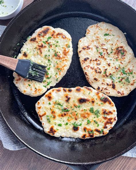 Garlic Greek Yoghurt Naan Bread | Slimming Eats Recipe