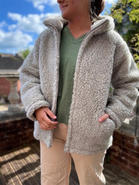Lambs Wool Jacket With Hood Natural Woollen Country Style Outdoor ...