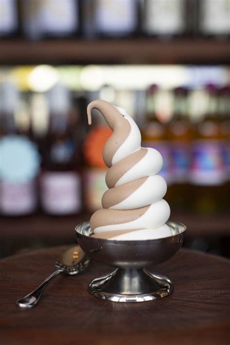 Happiness in Ojai, CA: Rory's Other Place - Remodelista