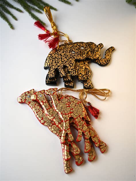Buy Kashmiri Art Xmas Decorations - Gold Chinar (Set of 6) Online