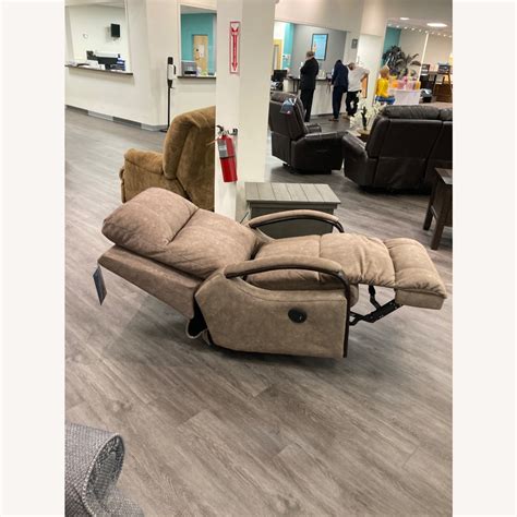 Coffee Tables At Bob's Discount Furniture