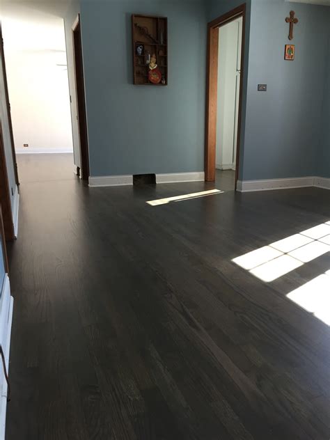 Gray Wood Floors What Color Walls - Flooring Site