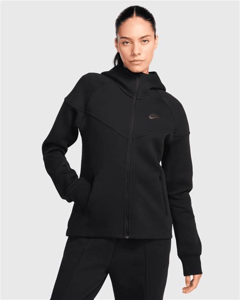 Nike Tech Fleece: tute donna e uomo | Game7Athletics
