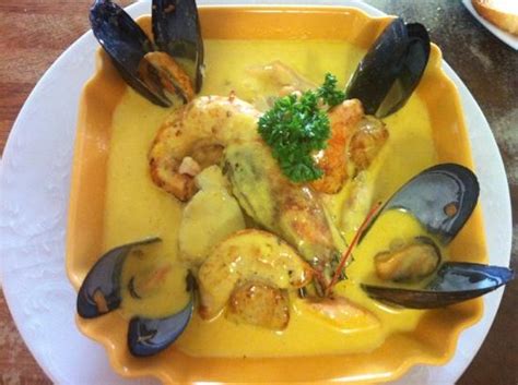 Poor service, food and decor. - Reviews, Photos - Le Jardin des Delices ...