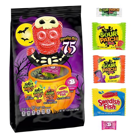 SOUR PATCH KIDS & SWEDISH FISH Halloween Candy Variety Pack - 75 Trick ...