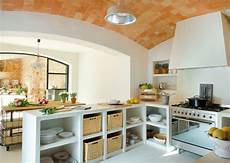 scaffali cucina arco soffitto in legno cucina rustica in muratura angolare scaffali cucina arco soffitto in legno cucina rustica in muratura angolare