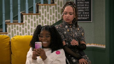 Watch Wizards Beyond Waverly Place S1 Episode 10 on Disney+ United Arab ...