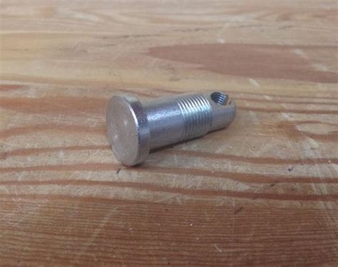 BSA A10 Rear Hub Anchor Bolt | BRITISH Only Austria Fahrzeughandel GmbH