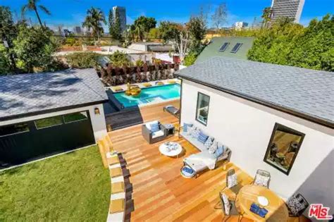 Swimming Pool 的图像结果