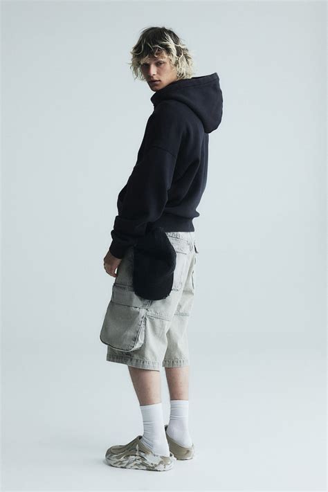 Oversized Fit Hoodie - Black - Men | H&M IN