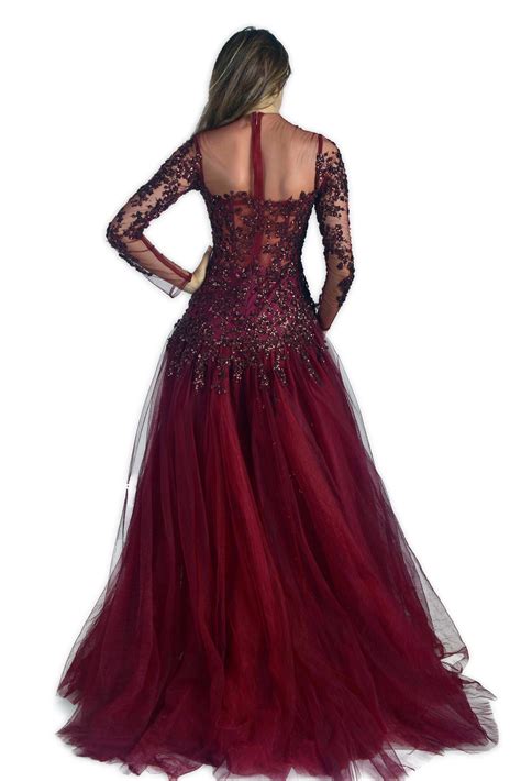 Botany Gown – Monisha Jaising