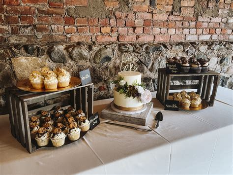 Weddings — Mitten Raised Bakery