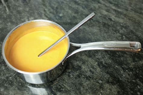 Creamy spicy roasted red bell pepper sauce - Nielsen Good Food