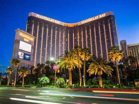 Mandalay Bay Resort and Casino | Beach Hotel on the Las Vegas Strip