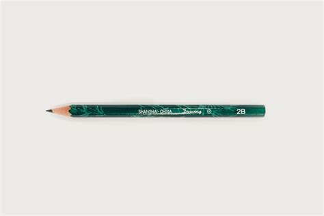 绿色“匠心”2B铅笔：共同翻开的高考回忆录