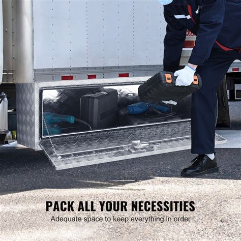 VEVOR 60-in x 18-in x 14-in Silver Aluminum Chest Truck Tool Box ...