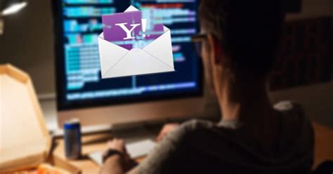 Former Yahoo Employee Hacked 6,000 Accounts For Sexual Photos ...