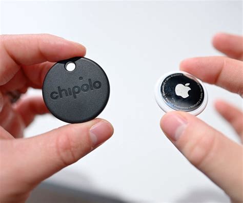Apple AirTag vs. Android Chipolo: Which Device Tracker Reigns Supreme ...