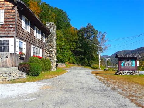 TURN OF RIVER LODGE (Killington) - B&B Reviews, Photos, Rate Comparison ...