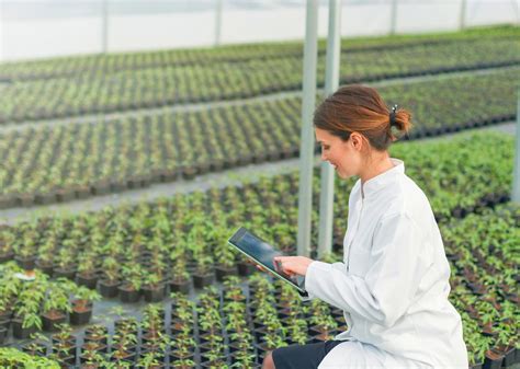 Highest-paying Science Jobs for People in New York City | Stacker