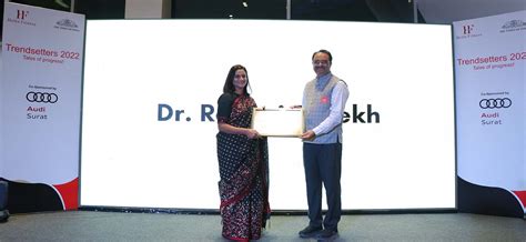 Trendsetter Physiotherapist Expert Dr Roshni Parekh | HFM