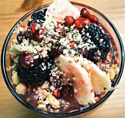How To Make The Perfect Acai Smoothie Bowl - Whole Food Bellies