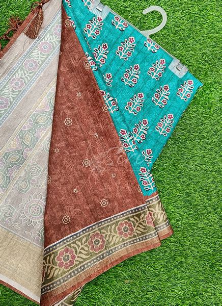Beautiful Digital Print Tussar Saree – Siri Collections