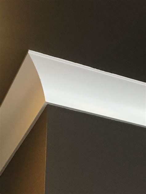 Black Ceiling White Crown Molding at Mary Aplin blog