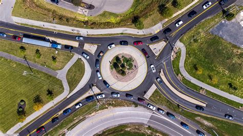 ¿Qué es una glorieta y cuáles son las normas para usarla? - Siempre Auto