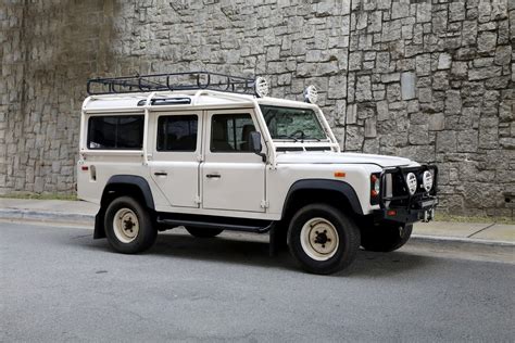 1993 Land Rover Defender 110 | Motorcar Studio
