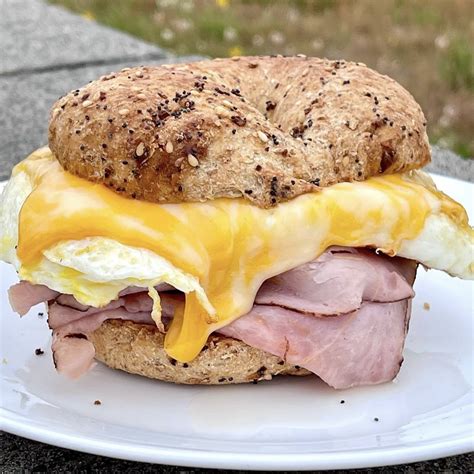 Blueberry Peach Baked Oats - Diana's Delish Dishes