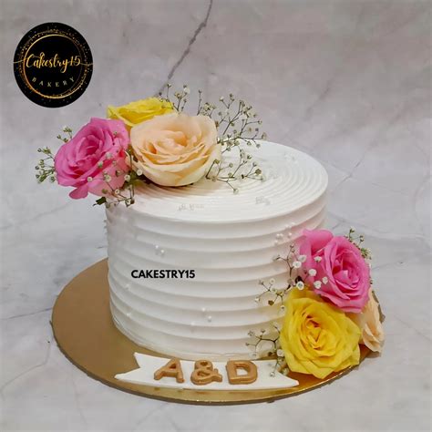 A&D 1kg Butterscotch Anniversary Cake with Cream Roses – CAKESTRY15