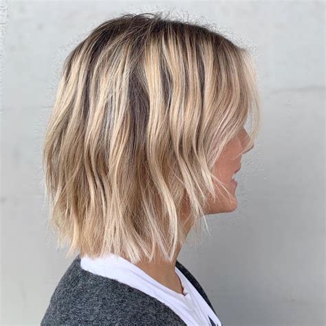 19 Razor Cut Bob Haircut Ideas for a Textured Look - Milone Sightle