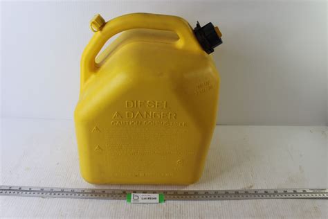 6 Gallon Diesel Gas Can