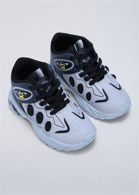 Shop Online Smiley Badge Chunky Athletic Shoes at ₹439