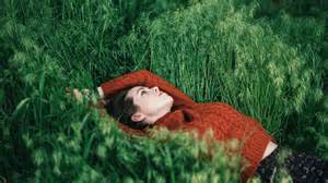 5 tröjfärger som lyser upp ditt ansikte