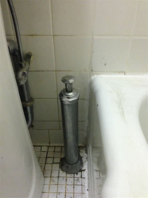 How does an external tower style bathtub drain work? Home Improvement ...