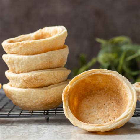 Mini Pie Crust Shells Recipe - Blind Baked The EASY Way - Entirely ...