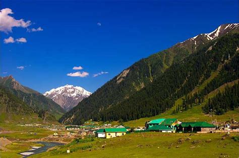 Sonmarg near Srinagar tourist places and tourism Information